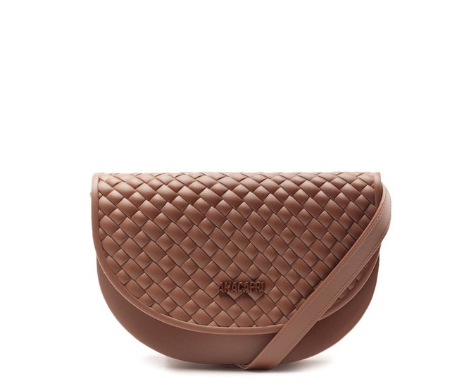 Bolsa Tiracolo Pequena Entrelaçada Marrom