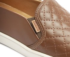 Tênis Slip On Matelassê Marrom