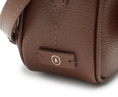 Bolsa Tiracolo Média Com Bolso Valentina Marrom