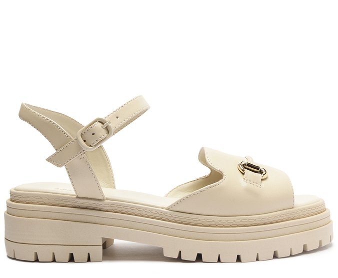 Sand lia Tratorada Brid o Nude Vic Anacapri