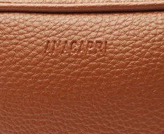 Bolsa Tiracolo Pequena Essencial Marrom