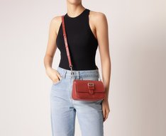 Bolsa Tiracolo Média Fivela Bicolor Vermelha