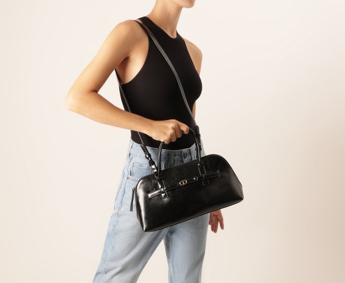 Bolsa Tiracolo  Média Verniz Madrid Preta