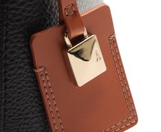 Bolsa Tiracolo Média Cadeado Preta