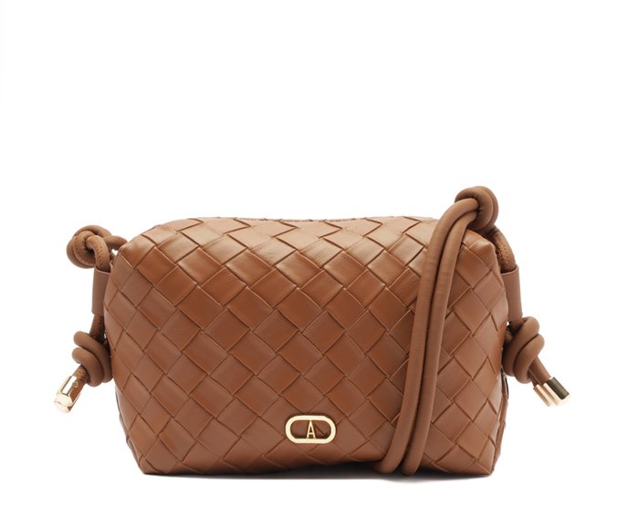 Bolsa Tiracolo Média Tiras Trançadas Marrom
