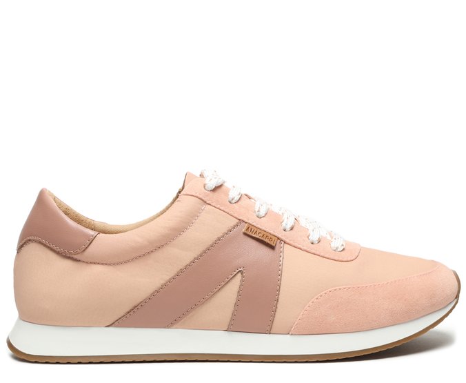 tenis rosa esportivo