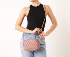 Bolsa Tiracolo Média Matelassê Zig Zag Rosa