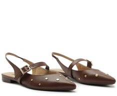 Sapatilha Slingback Bico Fino Tachas Marrom