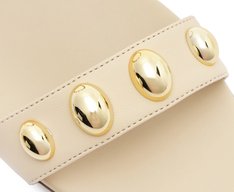 Rasteira Maxi Tachas Branca