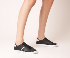 Tênis Cami Preto Detalhe Branco