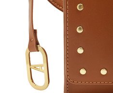 Bolsa Crossbody Pequena Marrom Tachas