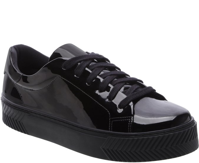 tenis envernizado preto