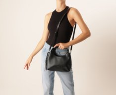 Bolsa Tiracolo Média Merlot Preta