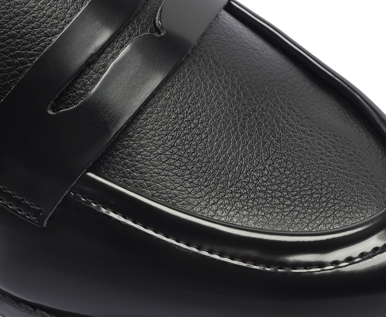 Mule Oriental Monocolor Preto | Anacapri