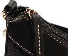 Bolsa Tiracolo Baguete Média Pespontos Preta