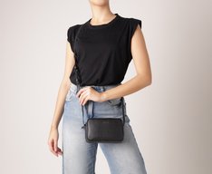 Bolsa Crossbody Média Preta Costura Ornamental