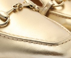 Mocassim Bridão Monocolor Dourado