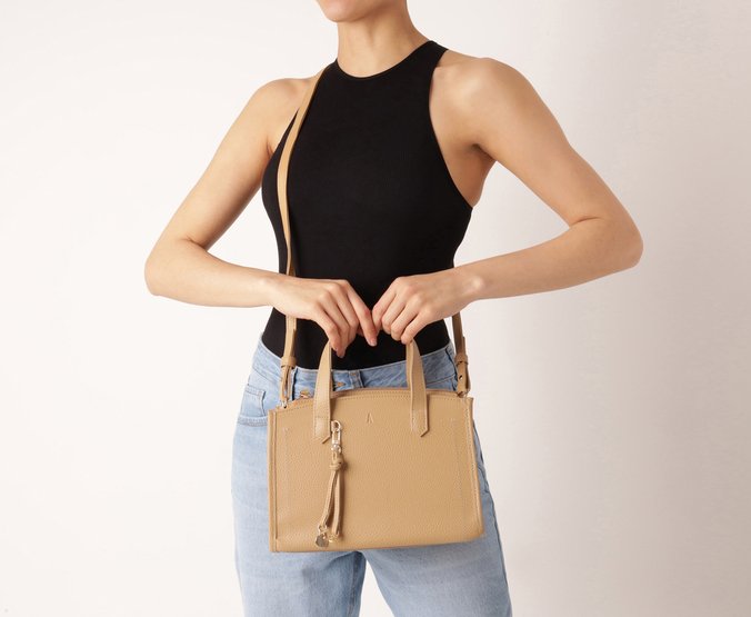 Bolsa Tote Média Estruturada Bege