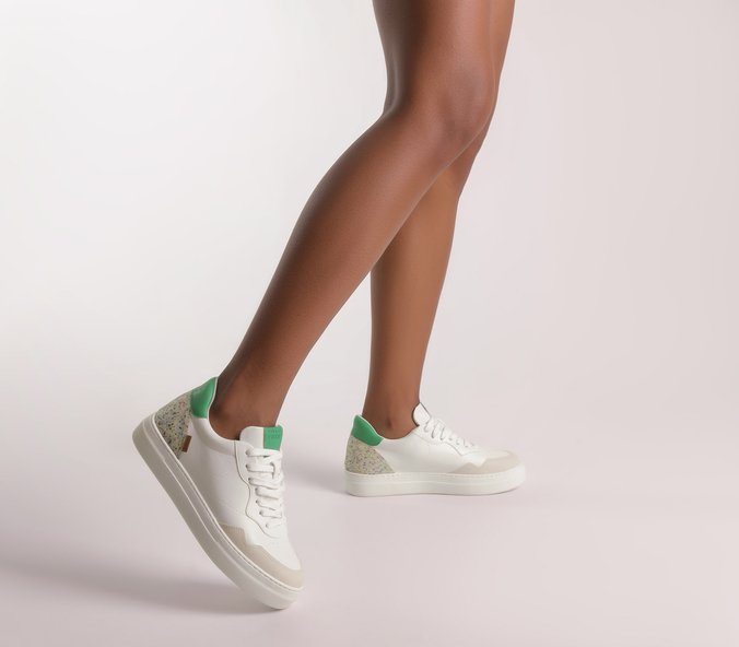 Tênis de Amarrar Branco e Verde Nati