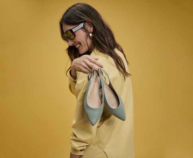 Sapatilha Slingback Bico Fino Azul