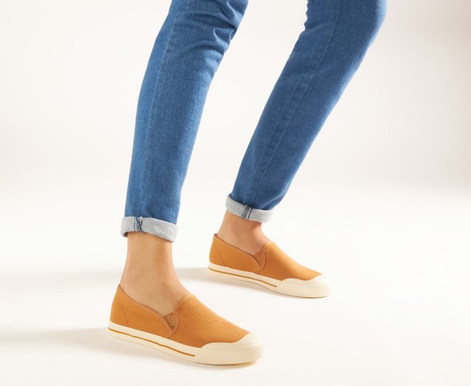 Tênis Slip On Caramelo Lona | Anacapri