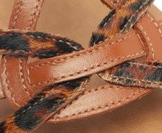 Rasteira Multitiras Couro Animal Print