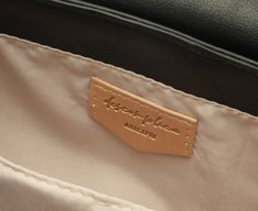 Bolsa Tiracolo Média Baguete Alça Corrente Preta