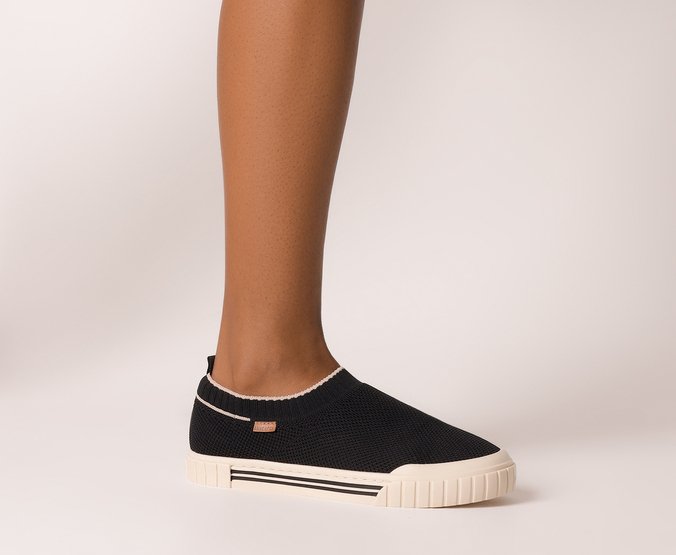 Tênis Slip On Preto Alê Knit