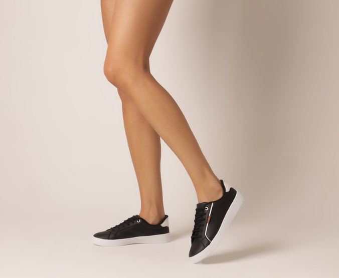 Tênis Casual Deb Preto E Branco