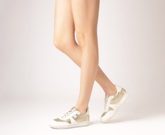 Tênis Recortes Nylon Prata