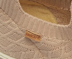 Tênis Slip On Knit Texturizado Bege
