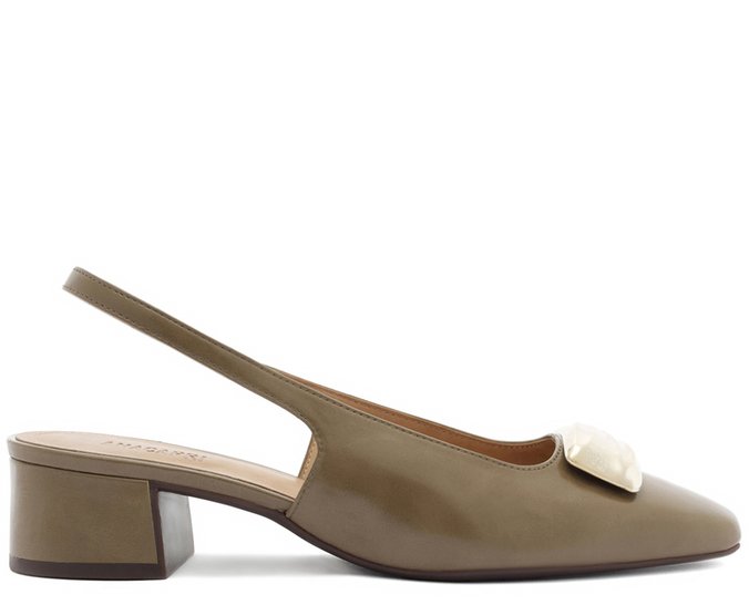 Scarpin Slingback Placa Metálica Verde | Anacapri