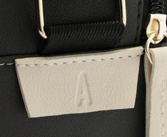 Bolsa Tiracolo Média Color Nina Preta