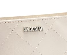 Bolsa Tiracolo Média Matelassê Triangular Branca