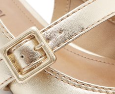 Sapatilha Slingback Tira Fivela Bico Fino Dourada