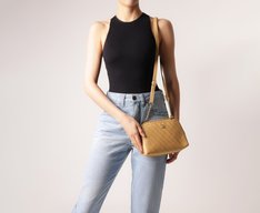 Bolsa Tiracolo Média Matelassê Costurado Bege