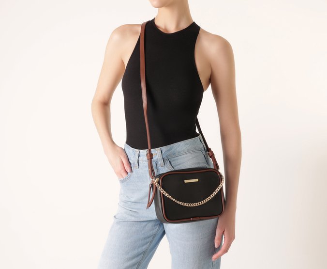 Bolsa Tiracolo Média Compacta Corrente Preta