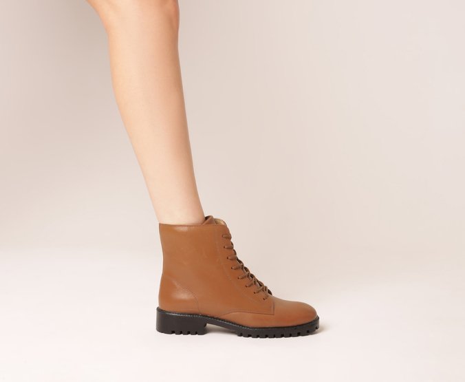Bota Coturno Couro Marrom
