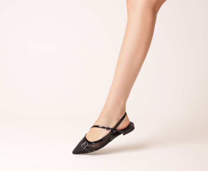 Sapatilha Slingback Transparente Fivela Preta