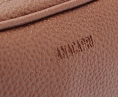 Bolsa Tiracolo Pequena Essencial Marrom