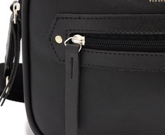 Bolsa Tiracolo Média Bolso Frontal Preta