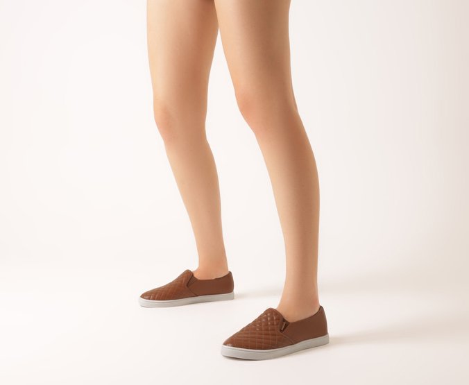 Tênis Slip On Matelassê Marrom