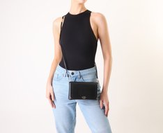 Bolsa Tiracolo Média Lisa Preta