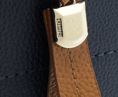 Bolsa Tote Média Estruturada Bag Charm Preta
