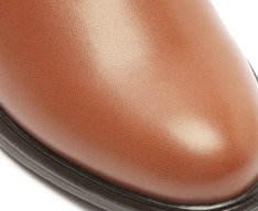 Bota Chelsea Cano Curto Tachas Marrom