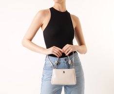 Bolsa Tiracolo Pequena Alça Strass Branca