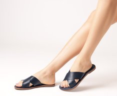 Rasteira Tiras Cruzadas Couro Mono Azul Navy