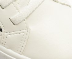 Tênis Detalhe Onda Branco e Preto