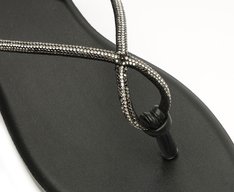 Rasteira De Tiras Tradicionais Glam Preta