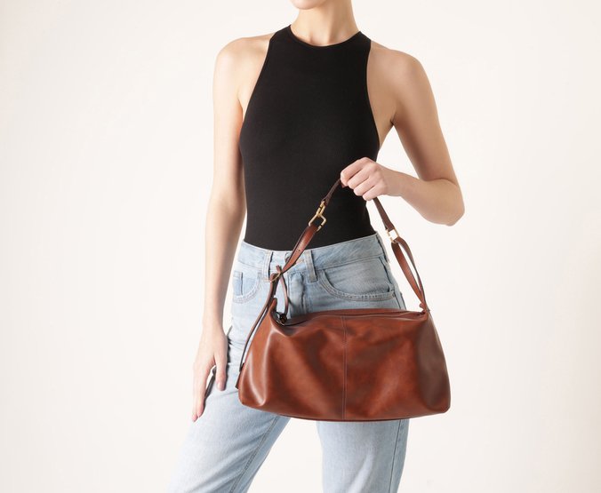 Bolsa Tiracolo Grande Hobo Marrom
